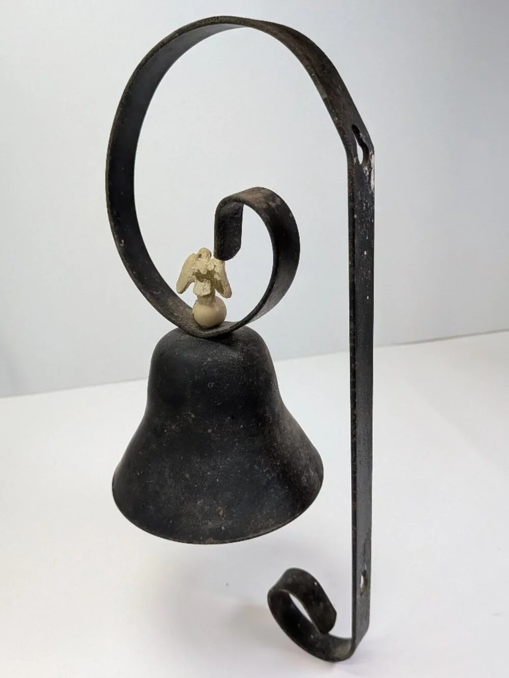Vintage Americana Eagle Wall Mount Dinner Bell - Rustic Farmhouse Decor